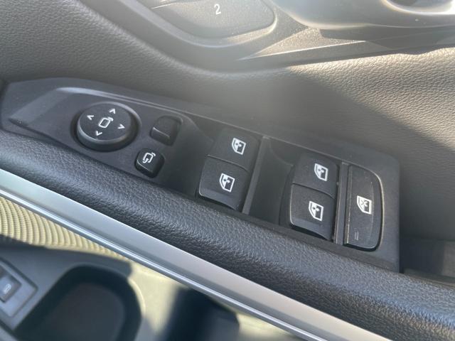 ご来店が難しいお客様でもご安心下さい、当店スタッフがお車の詳細やサービス内容までしっかりご説明させて頂きます