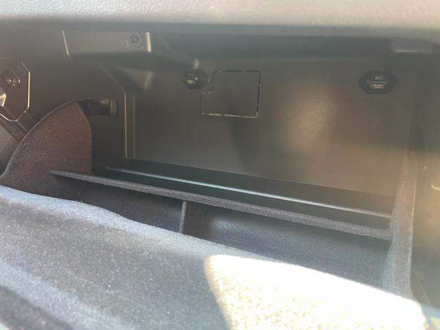 ＬＩＢＥＲＡＬＡでは安心してお乗りいただける輸入車を全国のお客様にご提案、ご提供してまいります。