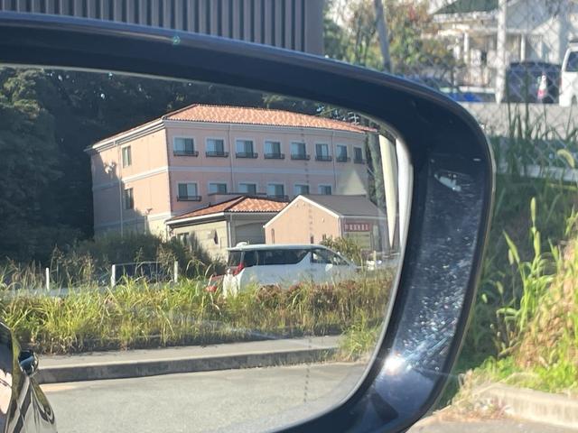 ＬＩＢＥＲＡＬＡは、輸入車選びの新たなスタイルを提案するインポート・セレクト・ブランドです。オーナー様となる方がクルマから直接感じる感性を第一にした、最良の一台との出会いをコーディネートいたします。