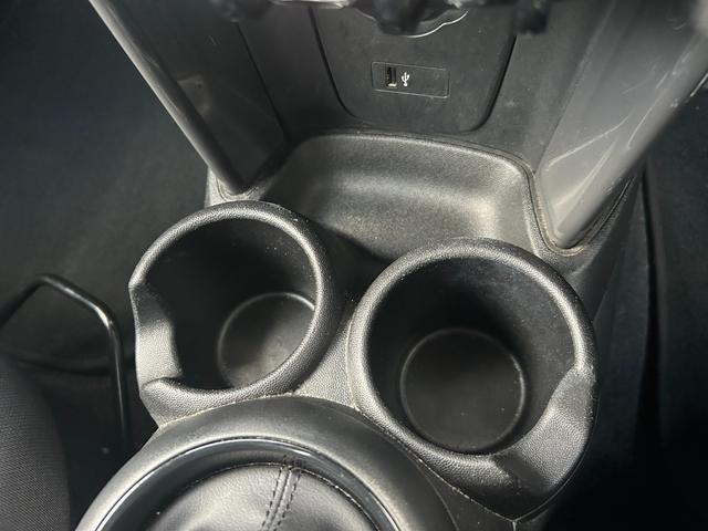 MINI ワン 純正ナビ Bluetooth LEDヘッドライト ユニオンジャックテールランプ フロントフォグランプ リアフォグランプ ステアリングスイッチ 純正15インチアルミホイール ETC 禁煙車両(46枚目)