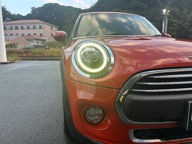 MINI ワン 純正ナビ Bluetooth LEDヘッドライト ユニオンジャックテールランプ フロントフォグランプ リアフォグランプ ステアリングスイッチ 純正15インチアルミホイール ETC 禁煙車両(63枚目)