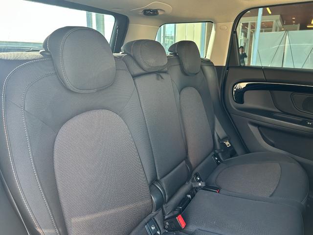 MINI クーパーD クロスオーバー ACC 純正ナビ バックカメラ Bluetooth ミュージックサーバー パワーバックドア LEDヘッドライト オートライト F/Rフォグランプ オートワイパー 純正17インチAW ミラー一体型ETC(52枚目)