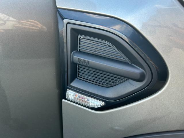 MINI クーパーD クロスオーバー ACC 純正ナビ バックカメラ Bluetooth ミュージックサーバー パワーバックドア LEDヘッドライト オートライト F/Rフォグランプ オートワイパー 純正17インチAW ミラー一体型ETC(61枚目)