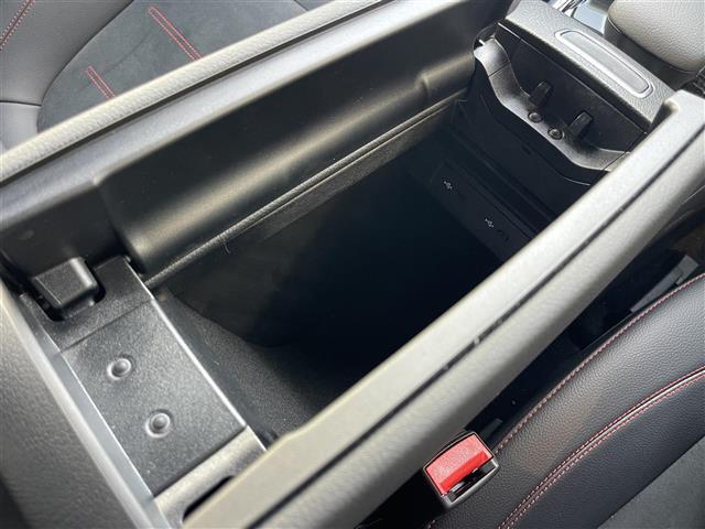 ＥＱＢ ＥＱＢ３５０　４マチック　ＡＭＧラインパッケージ　禁煙車　純正２０インチＡＷ　ドラレコ　ＡＣＣ　ＬＫＡ　ＢＳＡ　３６０°カメラ　フルセグ　Ｂｌｕｅｔｏｏｔｈ　半革　前席シートヒーター　パドルシフト　電動テールゲート（フットオープナー）（16枚目）