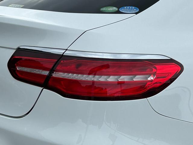 ＧＬＣ２００　クーペスポーツ　ナビ　全周囲カメラ　アンビエントライト　前後ドラレコ　パワーシート　シートヒーター　ＡＭＧ１９インチＡＷ　後席モニター　レーダーセーフティＰＫＧ　トランクフットオープナー　前後コーナーセンサー　ＬＥＤ(68枚目)