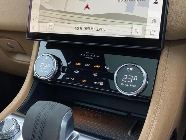 Ｆペイス Ｓ　Ｄ２００　ナビ　ＡｐｐｌｅＣａｒＰｌａｙ　ＡｎｄｒｏｉｄＡｕｔｏ　３６０度カメラ　ＭＥＲＩＤＩＡＮサウンド　サンルーフ　ヘッドアップディスプレイ　ＡＣＣ　茶革シート　置くだけ充電器　シートヒーター　ＬＥＤライト（13枚目）