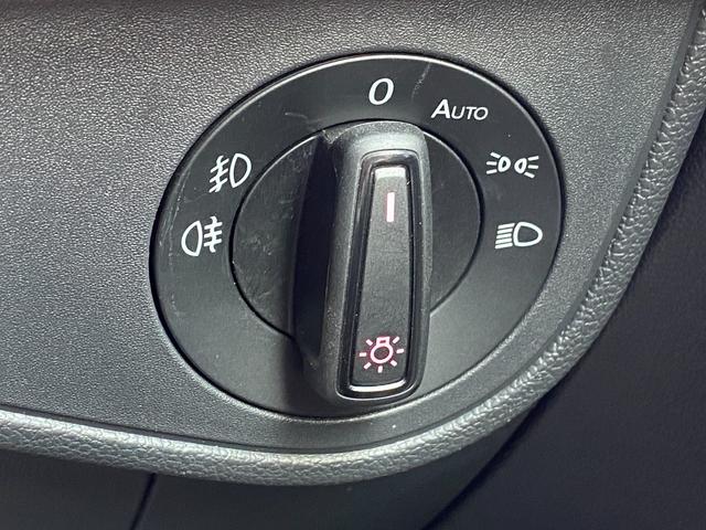 ポロGTI ベースグレード ACC BSM LKA ディスカバープロ Applecarplay/androidauto 地デジ Bluetooth Bカメラ CD/DVD LEDライト ステアS パドルS 純正17AW ETC(8枚目)