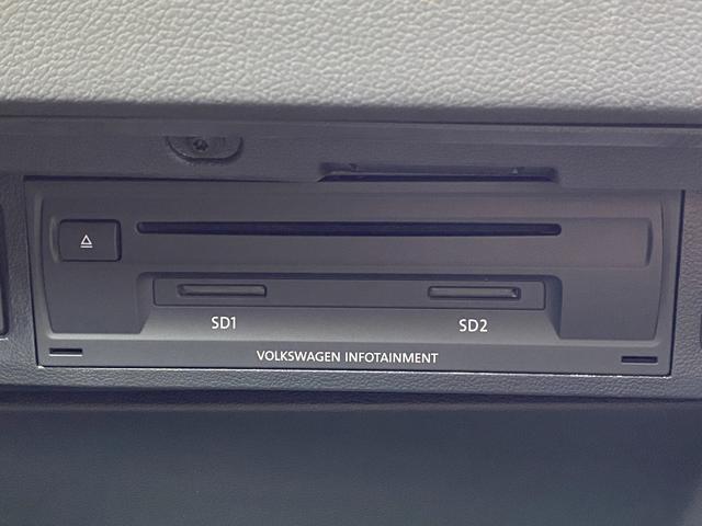 ポロGTI ベースグレード ACC BSM LKA ディスカバープロ Applecarplay/androidauto 地デジ Bluetooth Bカメラ CD/DVD LEDライト ステアS パドルS 純正17AW ETC(56枚目)