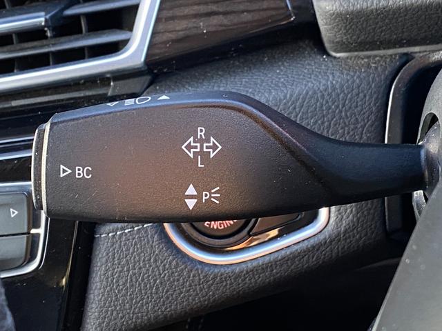 2シリーズ 218dアクティブツアラー ラグジュアリー 黒革シート 純ナビ バックカメラ 追従機能 ETC 電動リアゲート ヘッドアップディスプレイ 衝突軽減ブレーキ レーダークルーズコントロール レーンキープアシスト Bluetooth(28枚目)