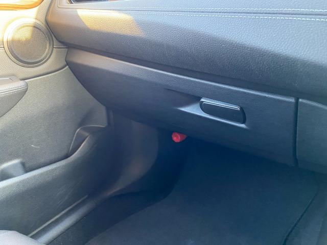 2シリーズ 218dアクティブツアラー ラグジュアリー 黒革シート 純ナビ バックカメラ 追従機能 ETC 電動リアゲート ヘッドアップディスプレイ 衝突軽減ブレーキ レーダークルーズコントロール レーンキープアシスト Bluetooth(57枚目)