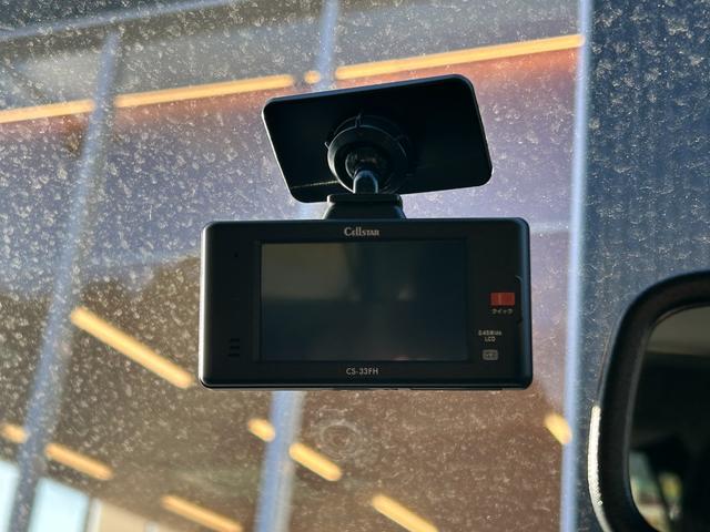 ベルランゴ マックス　ブルーＨＤｉ　１オーナー　ＡＣＣ　ＢＳＭ　ＬＫＡ　ガラスルーフ　ディスプレイＡ　Ａｐｐｌｅｃａｒｐｌａｙ／ａｎｄｒｏｉｄａｕｔｏ　Ｂカメラ　Ｓカメラ　ＢＴ　前後ドライブレコーダー　純１６インチＡＷ　ＥＴＣ（7枚目）