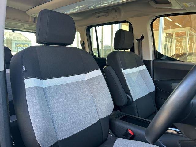 ベルランゴ マックス　ブルーＨＤｉ　１オーナー　ＡＣＣ　ＢＳＭ　ＬＫＡ　ガラスルーフ　ディスプレイＡ　Ａｐｐｌｅｃａｒｐｌａｙ／ａｎｄｒｏｉｄａｕｔｏ　Ｂカメラ　Ｓカメラ　ＢＴ　前後ドライブレコーダー　純１６インチＡＷ　ＥＴＣ（11枚目）