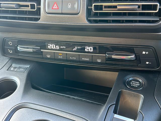 ベルランゴ マックス　ブルーＨＤｉ　１オーナー　ＡＣＣ　ＢＳＭ　ＬＫＡ　ガラスルーフ　ディスプレイＡ　Ａｐｐｌｅｃａｒｐｌａｙ／ａｎｄｒｏｉｄａｕｔｏ　Ｂカメラ　Ｓカメラ　ＢＴ　前後ドライブレコーダー　純１６インチＡＷ　ＥＴＣ（40枚目）