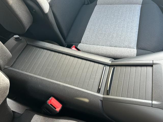 ベルランゴ マックス　ブルーＨＤｉ　１オーナー　ＡＣＣ　ＢＳＭ　ＬＫＡ　ガラスルーフ　ディスプレイＡ　Ａｐｐｌｅｃａｒｐｌａｙ／ａｎｄｒｏｉｄａｕｔｏ　Ｂカメラ　Ｓカメラ　ＢＴ　前後ドライブレコーダー　純１６インチＡＷ　ＥＴＣ（44枚目）