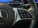 LIBERALAでは多種多様の車種をご用意させていただいております。お客様がご納得いくまで、そのお車の持つ特性を五感すべてで感じ取っていただける場をご提供します。