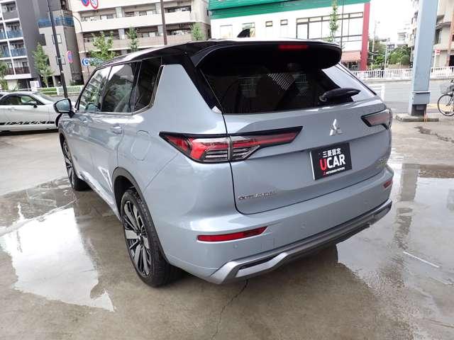 アウトランダーPHEV Pエグゼクティブパッケージ 三菱認定中古車2029年10月まで保証付 12.3(12枚目)