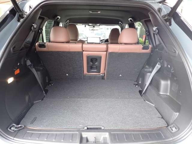 アウトランダーPHEV Pエグゼクティブパッケージ 三菱認定中古車2029年10月まで保証付 12.3(13枚目)