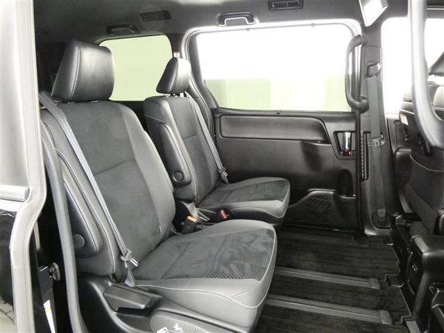 ヴォクシー ハイブリッドZS 煌III フルセグ メモリーナビ 後席モニター バックカメラ 衝突被害軽減システム ETC 両側電動スライド LEDヘッドランプ 3列シート DVD再生 乗車定員7人 オートクルーズコントロール ナビ&TV(11枚目)