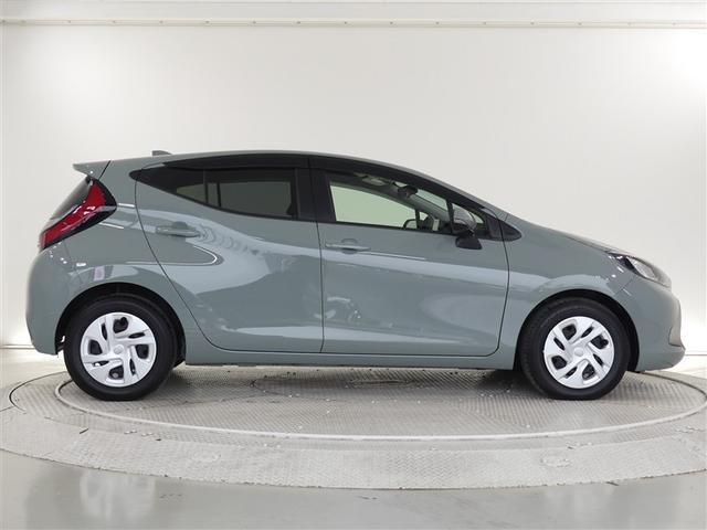 アクア Ｇ　フルセグ　メモリーナビ　バックカメラ　衝突被害軽減システム　ＥＴＣ　ＬＥＤヘッドランプ　ワンオーナー　ミュージックプレイヤー接続可　記録簿　安全装備　オートクルーズコントロール　ナビ＆ＴＶ　キーレス（9枚目）