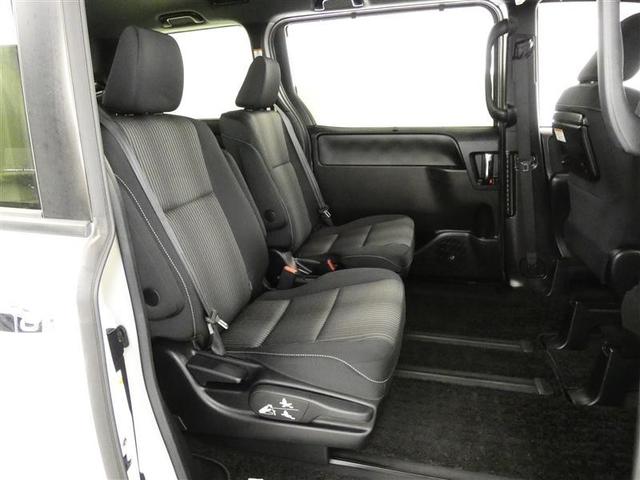 ヴォクシー ZS 煌 フルセグ メモリーナビ 後席モニター バックカメラ 衝突被害軽減システム ETC 両側電動スライド LEDヘッドランプ 3列シート ウオークスルー DVD再生 ミュージックプレイヤー接続可 記録簿(11枚目)