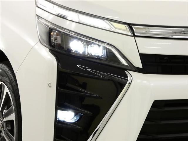 ヴォクシー ZS 煌 フルセグ メモリーナビ 後席モニター バックカメラ 衝突被害軽減システム ETC 両側電動スライド LEDヘッドランプ 3列シート ウオークスルー DVD再生 ミュージックプレイヤー接続可 記録簿(29枚目)