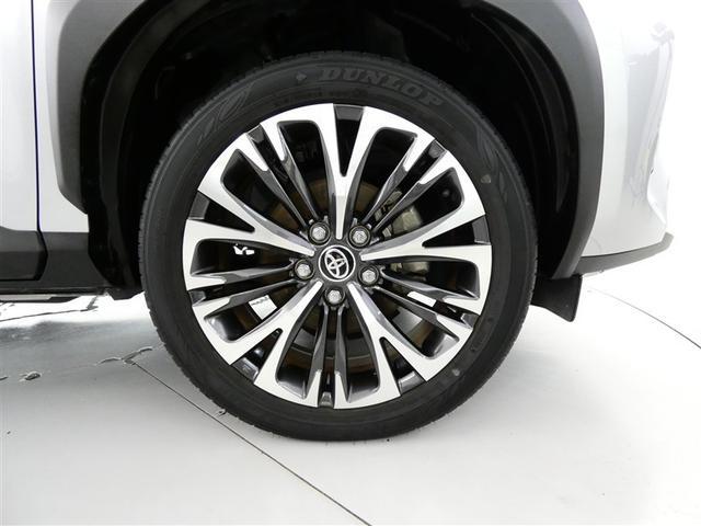 ヤリスクロス ハイブリッドＺ　メモリーナビ　バックカメラ　衝突被害軽減システム　ＥＴＣ　ＬＥＤヘッドランプ　ワンオーナー　ＤＶＤ再生　ミュージックプレイヤー接続可　記録簿　安全装備　オートクルーズコントロール　電動シート　ＣＤ（12枚目）