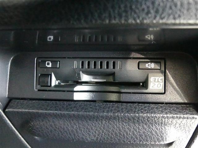 エスクァイア ハイブリッドGiプレミアムパッケジブラックテーラード フルセグ メモリーナビ 後席モニター バックカメラ 衝突被害軽減システム ETC 両側電動スライド LEDヘッドランプ 3列シート ワンオーナー DVD再生 記録簿 乗車定員7人 ナビ&TV CD(23枚目)