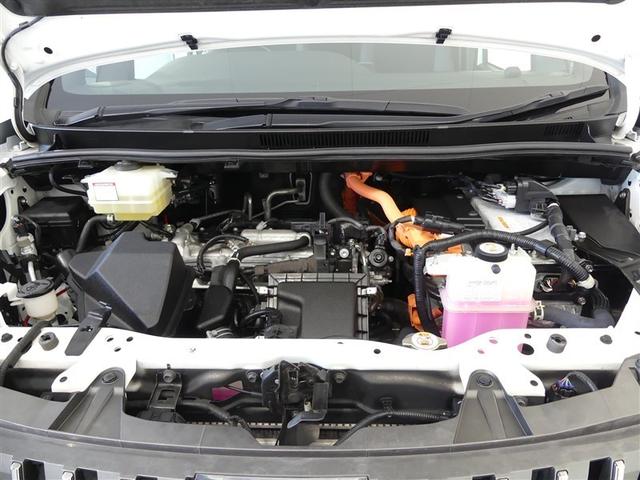 エスクァイア ハイブリッドGiプレミアムパッケジブラックテーラード フルセグ メモリーナビ 後席モニター バックカメラ 衝突被害軽減システム ETC 両側電動スライド LEDヘッドランプ 3列シート ワンオーナー DVD再生 記録簿 乗車定員7人 ナビ&TV CD(24枚目)