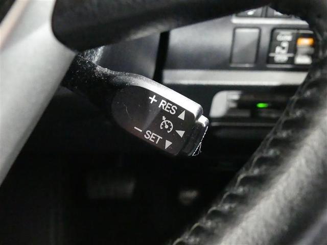 ヴォクシー ハイブリッドＺＳ　煌ＩＩ　フルセグ　メモリーナビ　後席モニター　バックカメラ　衝突被害軽減システム　ＥＴＣ　両側電動スライド　ＬＥＤヘッドランプ　３列シート　ワンオーナー　ＤＶＤ再生　ミュージックプレイヤー接続可　乗車定員７人（14枚目）