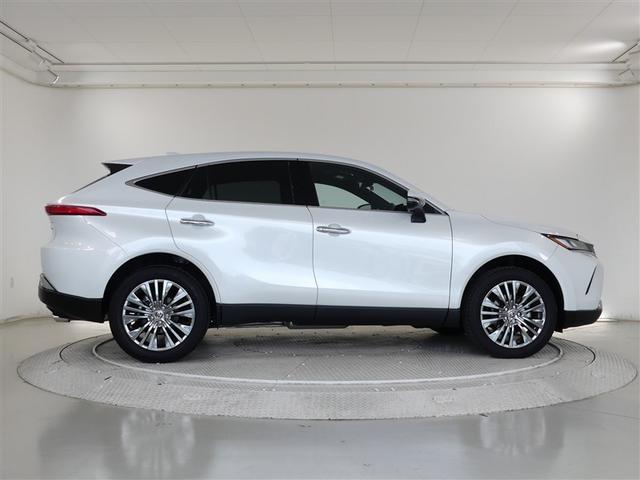 ハリアーハイブリッド Ｚ　レザーパッケージ　革シート　フルセグ　メモリーナビ　バックカメラ　ドラレコ　衝突被害軽減システム　ＥＴＣ　ＬＥＤヘッドランプ　ミュージックプレイヤー接続可　安全装備　展示・試乗車　オートクルーズコントロール　電動シート（4枚目）