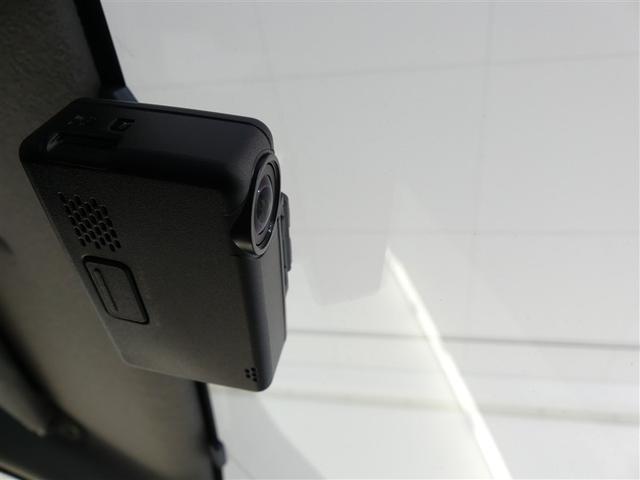 ワゴンＲ ハイブリッドＦＸ　フルセグ　メモリーナビ　バックカメラ　ＥＴＣ　ＤＶＤ再生　ミュージックプレイヤー接続可　記録簿　アイドリングストップ　ナビ＆ＴＶ　ＣＤ　フルフラットシート　ベンチシート　盗難防止装置　スマートキー（8枚目）