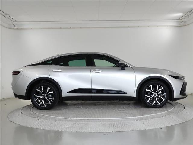 クラウンクロスオーバー Ｇアドバンスド　４ＷＤ　フルセグ　メモリーナビ　バックカメラ　ドラレコ　衝突被害軽減システム　ＥＴＣ　ＬＥＤヘッドランプ　ワンオーナー　ミュージックプレイヤー接続可　記録簿　安全装備　オートクルーズコントロール（4枚目）