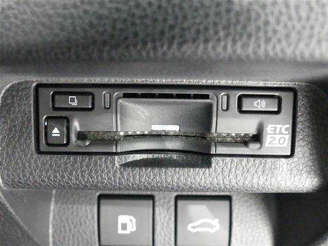 クラウンクロスオーバー Ｇアドバンスド　４ＷＤ　フルセグ　メモリーナビ　バックカメラ　ドラレコ　衝突被害軽減システム　ＥＴＣ　ＬＥＤヘッドランプ　ワンオーナー　ミュージックプレイヤー接続可　記録簿　安全装備　オートクルーズコントロール（9枚目）