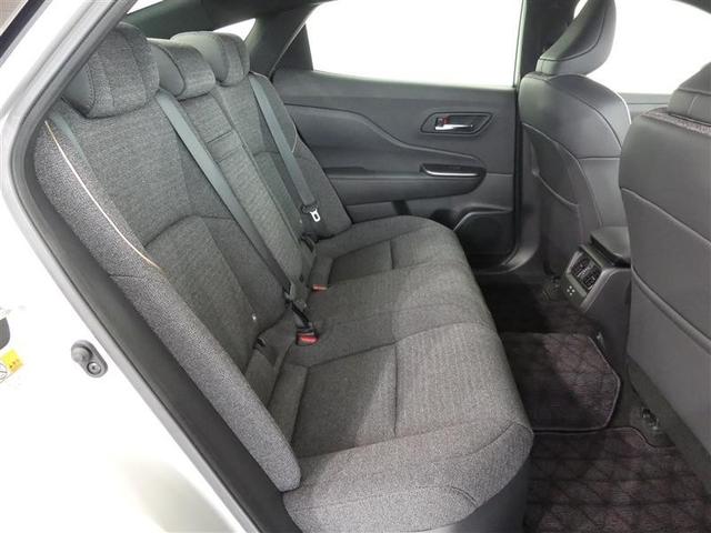 クラウンクロスオーバー Ｇアドバンスド　４ＷＤ　フルセグ　メモリーナビ　バックカメラ　ドラレコ　衝突被害軽減システム　ＥＴＣ　ＬＥＤヘッドランプ　ワンオーナー　ミュージックプレイヤー接続可　記録簿　安全装備　オートクルーズコントロール（18枚目）