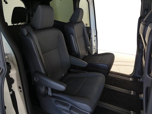 ヴォクシー S-G フルセグ メモリーナビ 後席モニター バックカメラ 衝突被害軽減システム ETC 両側電動スライド LEDヘッドランプ 3列シート ウオークスルー ワンオーナー DVD再生 記録簿 乗車定員7人 CD(15枚目)