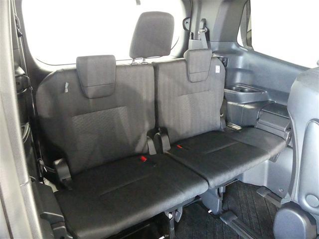 ヴォクシー S-G フルセグ メモリーナビ 後席モニター バックカメラ 衝突被害軽減システム ETC 両側電動スライド LEDヘッドランプ 3列シート ウオークスルー ワンオーナー DVD再生 記録簿 乗車定員7人 CD(16枚目)