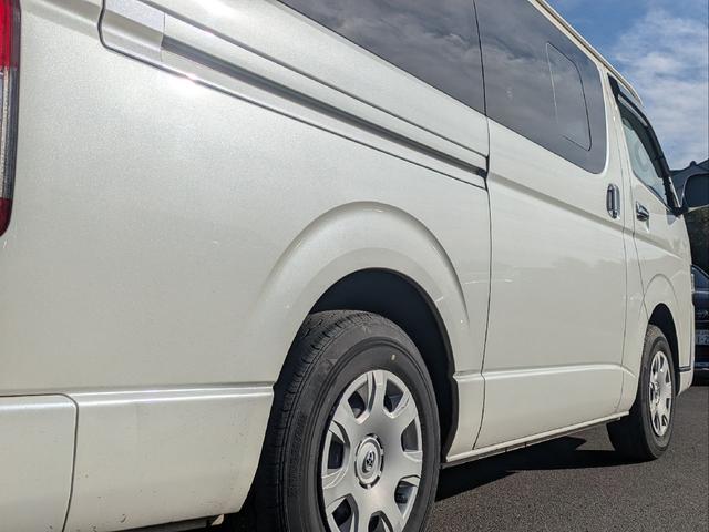 ハイエースバン スーパーGL ダークプライム ワンオーナー ユーザー買取車 記録簿 バックミラーモニター ETC2.0 スペアキー トヨタ純正SDナビ フルセグTV Bluetooth CD DVD再生 LEDヘッドランプ 取扱説明書 ナビ説明書(25枚目)