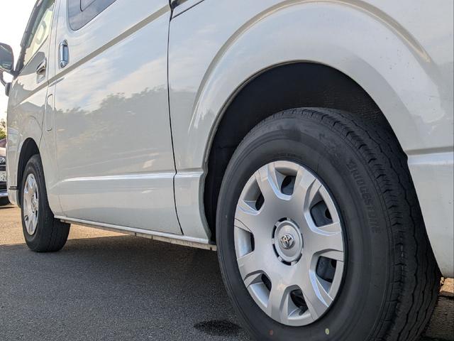 ハイエースバン スーパーGL ダークプライム ワンオーナー ユーザー買取車 記録簿 バックミラーモニター ETC2.0 スペアキー トヨタ純正SDナビ フルセグTV Bluetooth CD DVD再生 LEDヘッドランプ 取扱説明書 ナビ説明書(27枚目)