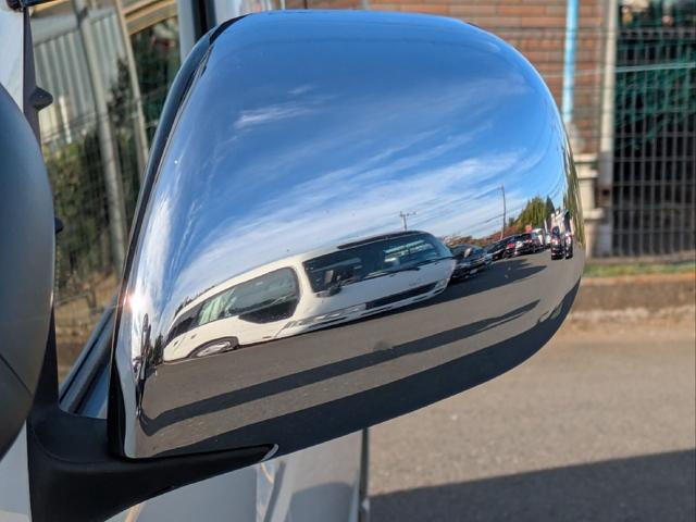 ハイエースバン スーパーGL ダークプライム ワンオーナー ユーザー買取車 記録簿 バックミラーモニター ETC2.0 スペアキー トヨタ純正SDナビ フルセグTV Bluetooth CD DVD再生 LEDヘッドランプ 取扱説明書 ナビ説明書(31枚目)