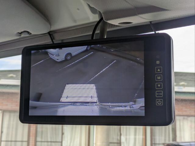 エルフトラック アルミバン　アーム式パワーゲート　積載２ｔ　総重量５４４５ｋｇ　バックモニター　ＥＴＣ　６速ＭＴ　左側電動格納ミラー　記録簿　ドラレコ　取扱説明書　全高３．０５ｍ（2枚目）