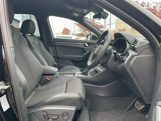 AUDI Q3 35 TFSI S LINE