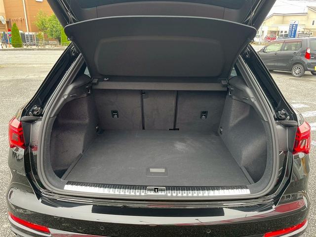 AUDI Q3 35 TFSI S LINE