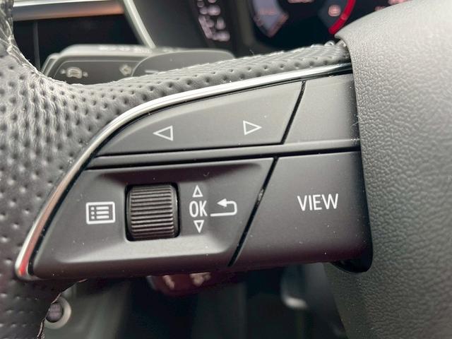 AUDI Q3 35 TFSI S LINE