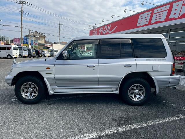 パジェロ ワイド　エクシード　ユーザー様買取車両　サンルーフ　純正ＡＷ　ＥＴＣ　ヒッチメンバー（5枚目）