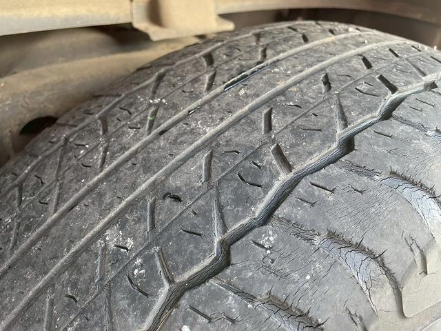 パジェロ ワイド　エクシード　ユーザー様買取車両　サンルーフ　純正ＡＷ　ＥＴＣ　ヒッチメンバー（21枚目）