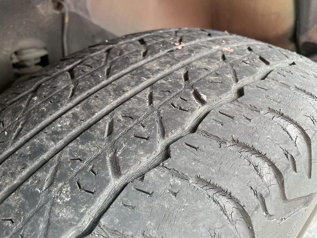 パジェロ ワイド　エクシード　ユーザー様買取車両　サンルーフ　純正ＡＷ　ＥＴＣ　ヒッチメンバー（25枚目）