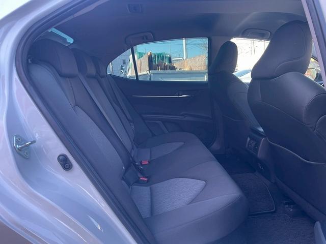 カムリ Ｇ　トヨタセーフティーセンス　レーダークルーズコントロール　モデリスタ　ＢＴ　ＥＴＣ　運転席パワーシート（15枚目）