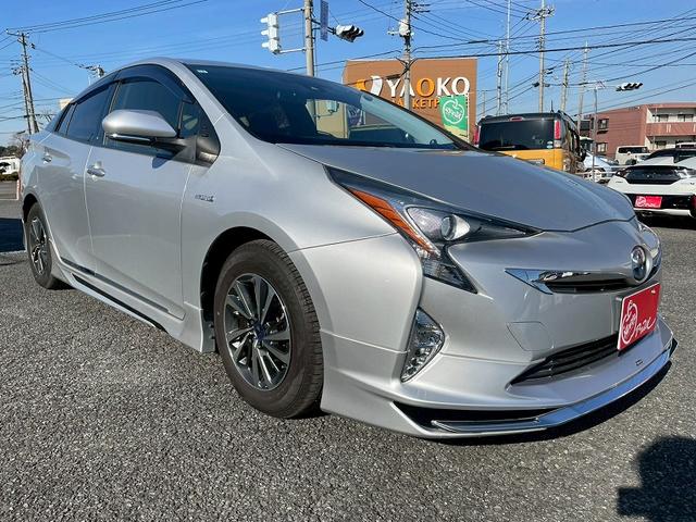 プリウス S ユーザー様買取 1年保証付き モデリスタエアロ モデリスタAW 純正ナビ/TV バックカメラ ETC プッシュスタート スマートキー Bluetooth マット バイザー バニティミラー ISOFIX(2枚目)