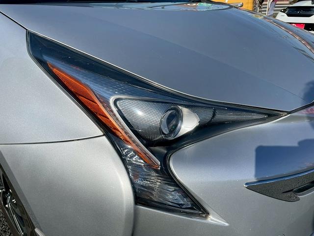 プリウス S ユーザー様買取 1年保証付き モデリスタエアロ モデリスタAW 純正ナビ/TV バックカメラ ETC プッシュスタート スマートキー Bluetooth マット バイザー バニティミラー ISOFIX(16枚目)