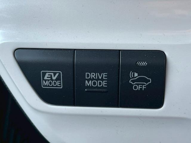 プリウス S ユーザー様買取 1年保証付き モデリスタエアロ モデリスタAW 純正ナビ/TV バックカメラ ETC プッシュスタート スマートキー Bluetooth マット バイザー バニティミラー ISOFIX(42枚目)